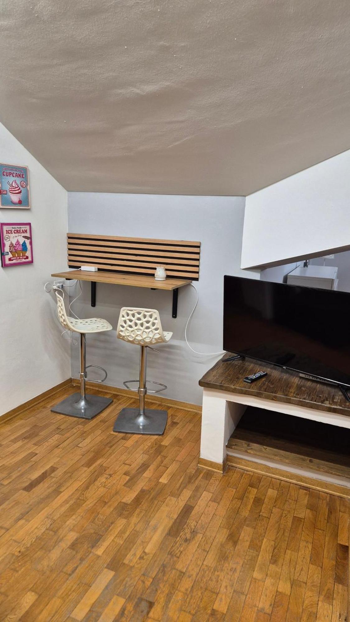 Zia Peppa Apartment Castel Di Sangro Luaran gambar