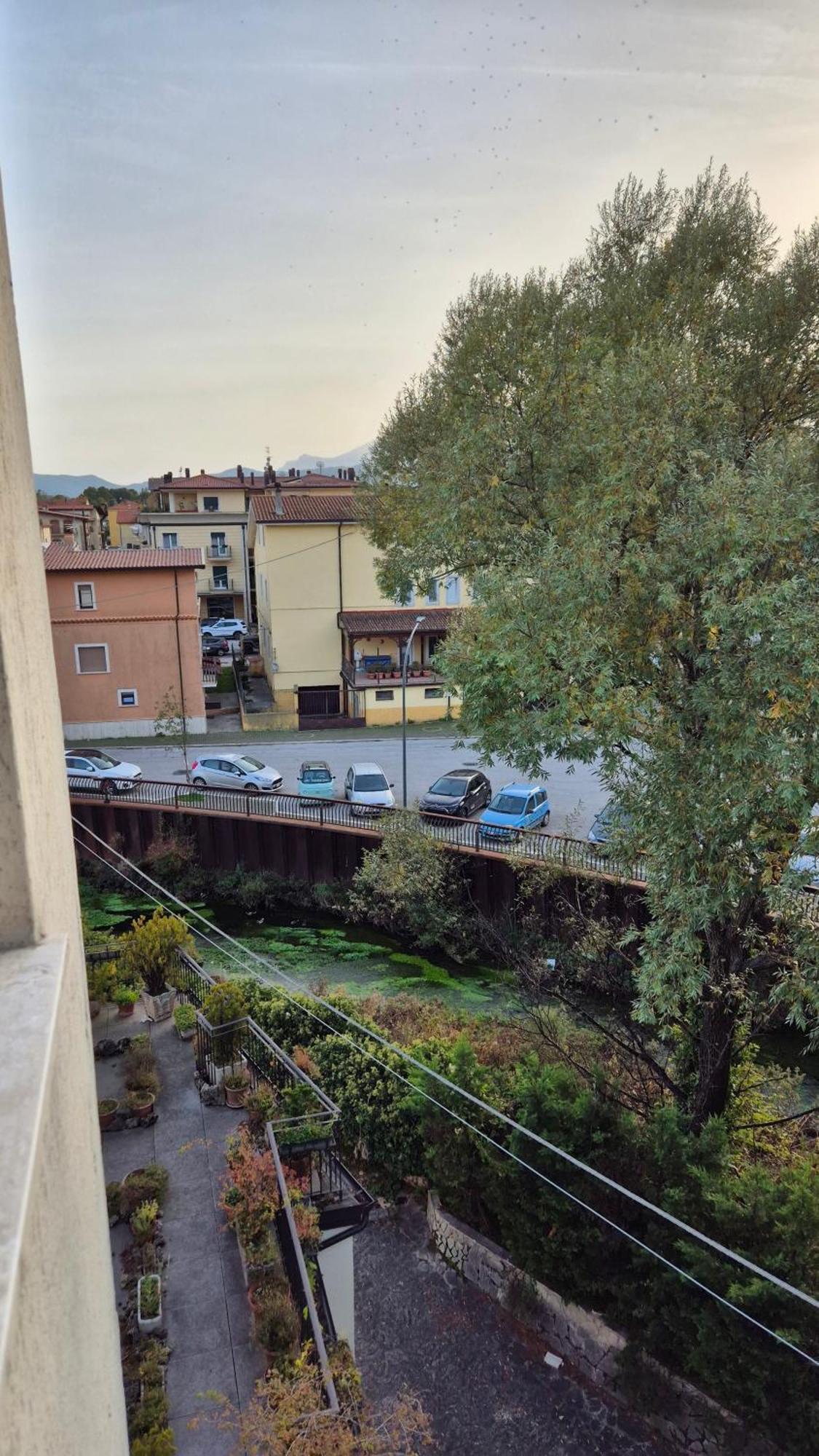 Zia Peppa Apartment Castel Di Sangro Luaran gambar