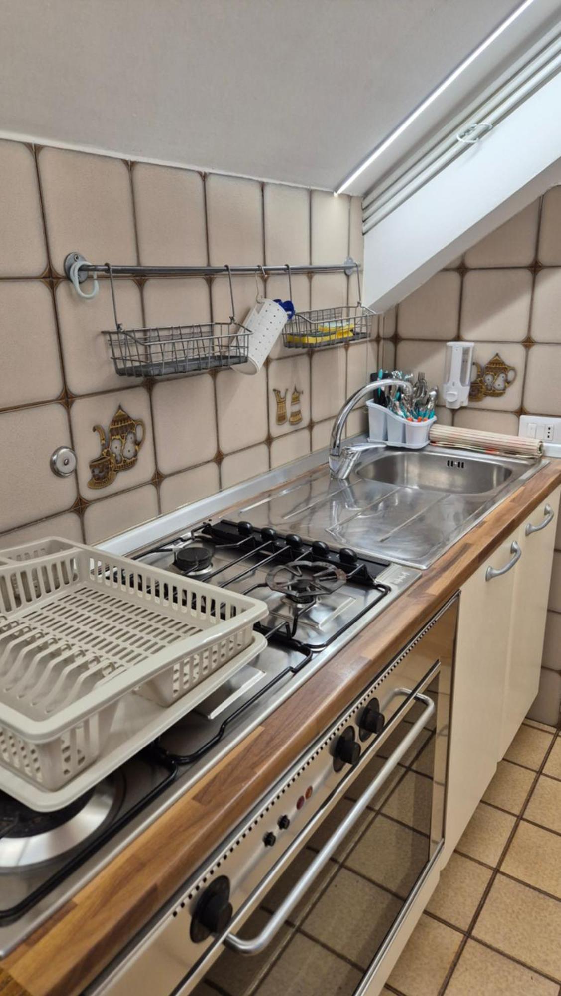 Zia Peppa Apartment Castel Di Sangro Luaran gambar